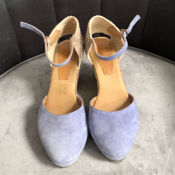 Like-new Espardilles perfect for the Summer - Picture 2 of 6